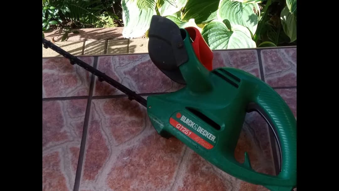 Jak rozebrać nożyce do żywopłotu: uniknij najczęstszych błędów